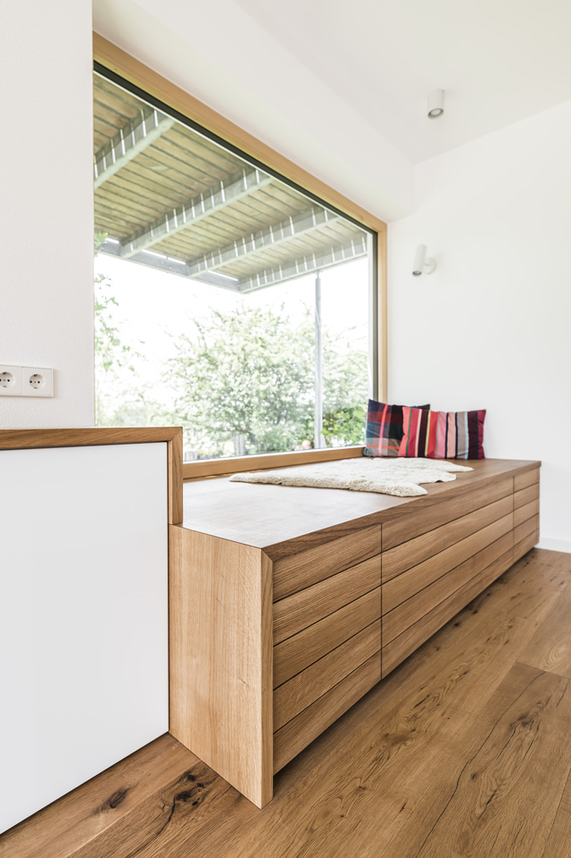 Sideboard/Fenstermöbel